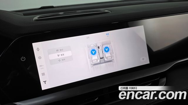 Renault Korea Grand Koleos 1.5 E-TECH Iconic 2WD 2025 — фото 13