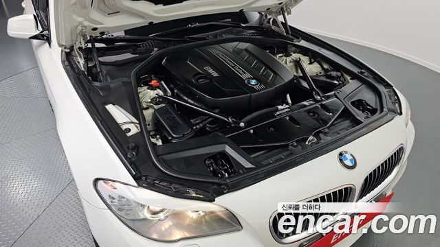 BMW 5 Series (F10) 520d M Sport 2013 — фото 6