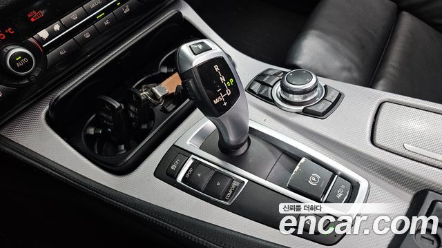 BMW 5 Series (F10) 520d M Sport 2013 — фото 9