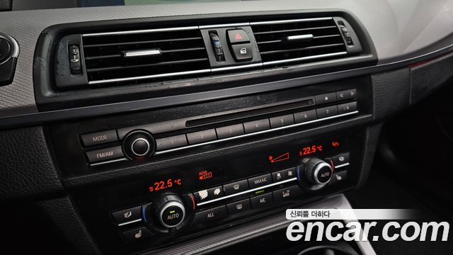 BMW 5 Series (F10) 520d M Sport 2013 — фото 15
