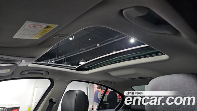 BMW 5 Series (F10) 520d M Sport 2013 — фото 19
