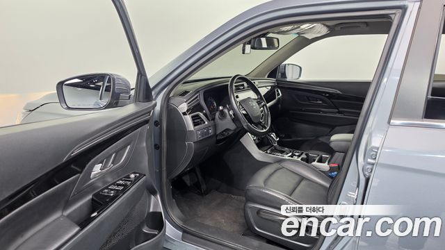 KG Mobility (SsangYong) Beautiful Korando Gasoline 1.5 2WD C5 Plus 2021 — фото 10
