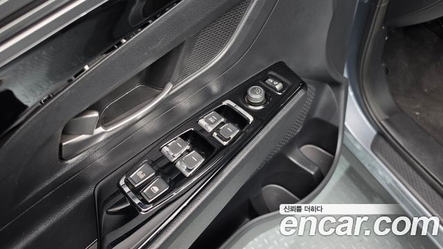 KG Mobility (SsangYong) Beautiful Korando Gasoline 1.5 2WD C5 Plus 2021 — фото 27