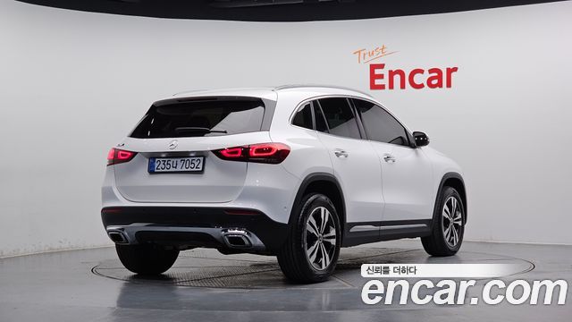Mercedes-Benz GLA-Class (H247) GLA220 2021 — фото 2