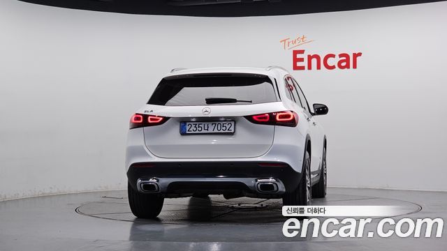 Mercedes-Benz GLA-Class (H247) GLA220 2021 — фото 4