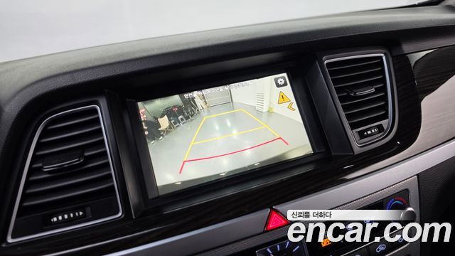 Genesis G80 3.3 GDI AWD Luxury 2018 — фото 14