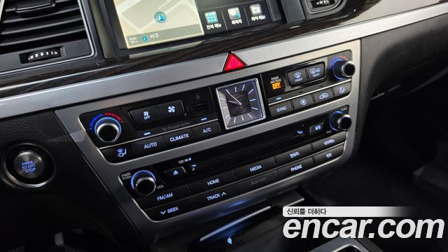 Genesis G80 3.3 GDI AWD Luxury 2018 — фото 20