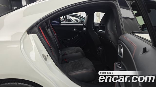 Mercedes-Benz CLA-Class (C117) CLA45 AMG 4MATIC 2018 — фото 11