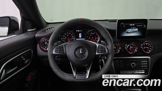 Mercedes-Benz CLA-Class (C117) CLA45 AMG 4MATIC 2018 — фото 13