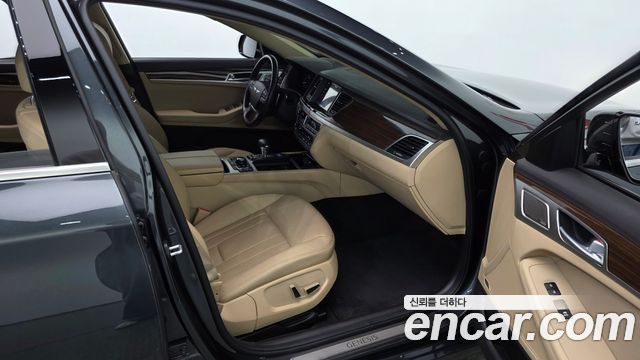 Genesis G80 3.3 GDI AWD Premium Luxury 2018 — фото 11