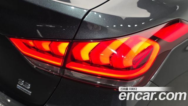 Genesis G80 3.3 GDI AWD Premium Luxury 2018 — фото 23