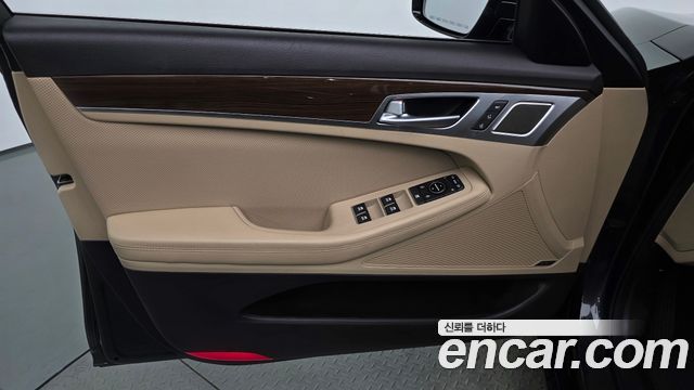 Genesis G80 3.3 GDI AWD Premium Luxury 2018 — фото 24