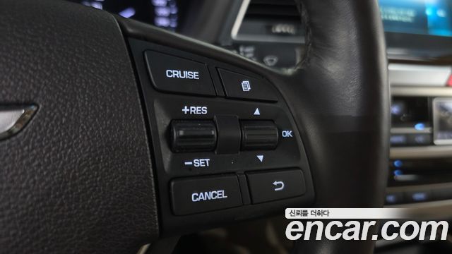 Genesis G80 3.3 GDI AWD Premium Luxury 2018 — фото 30