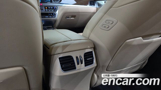 Genesis G80 3.3 GDI AWD Premium Luxury 2018 — фото 33