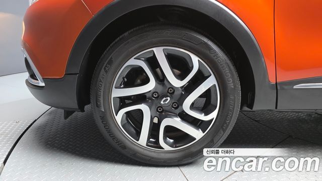 Renault Korea QM3 RE 2017 — фото 5