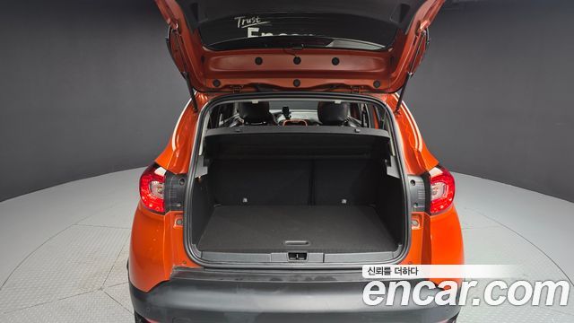 Renault Korea QM3 RE 2017 — фото 20