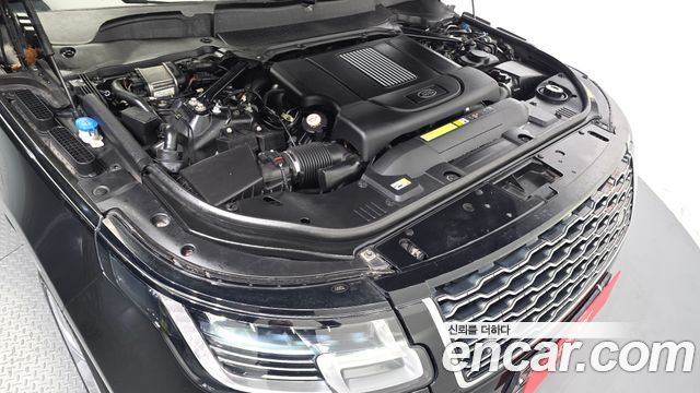 Land Rover Range Rover (IV) 4.4 SDV8 AB DIESEL 2020 — фото 6