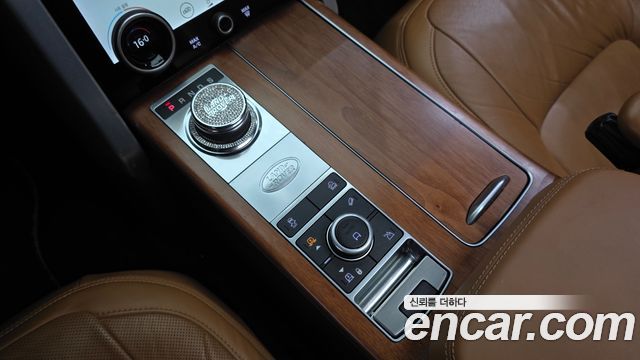 Land Rover Range Rover (IV) 4.4 SDV8 AB DIESEL 2020 — фото 9