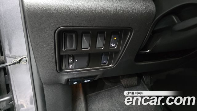 Renault Korea QM6 2.0 LPe RE 2WD 2024 — фото 28
