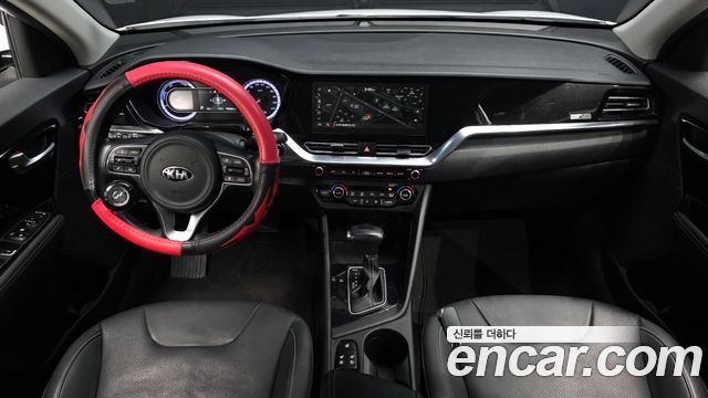Kia Niro 1.6 HEV Prestige 2021 — фото 7