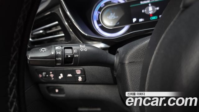 Kia Niro 1.6 HEV Prestige 2021 — фото 28