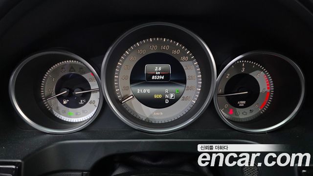Mercedes-Benz E-Class (W212) E220 Bluetec Avantgarde 2016 — фото 8