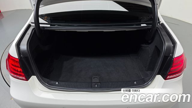 Mercedes-Benz E-Class (W212) E220 Bluetec Avantgarde 2016 — фото 24