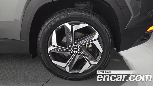 Hyundai Tucson (NX4) Gasoline 1.6 Turbo 2WD Premium 2023 — фото 21