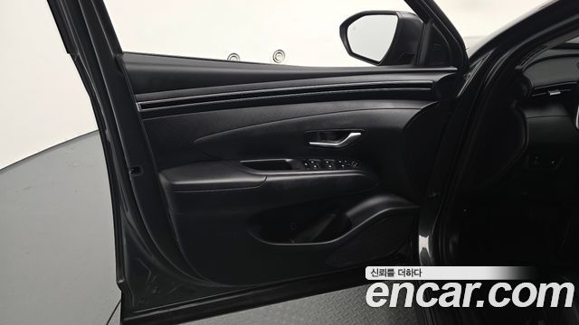 Hyundai Tucson (NX4) Gasoline 1.6 Turbo 2WD Premium 2023 — фото 24