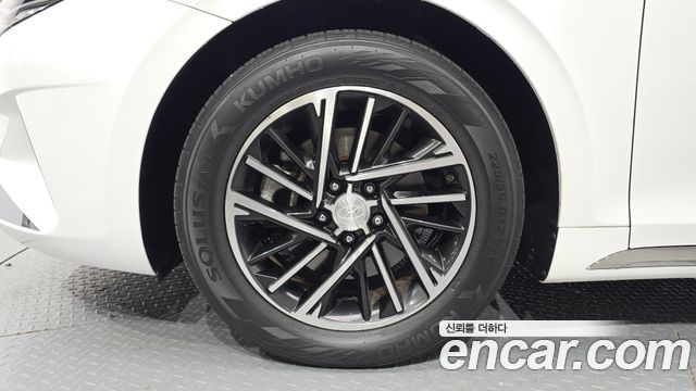 Hyundai Grandeur (IG) 3.0 LPi Rent Car Modern 2022 — фото 5