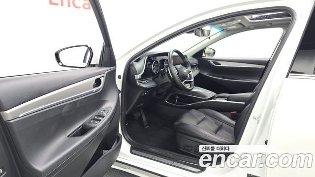 Hyundai Grandeur (IG) 3.0 LPi Rent Car Modern 2022 — фото 10