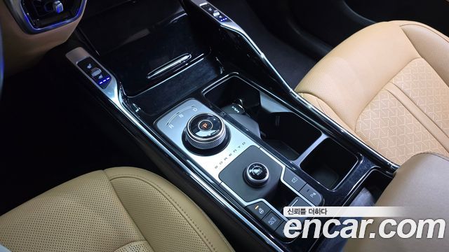 Kia Sorento (IV) HEV 1.6 2WD Noblesse 2023 — фото 9