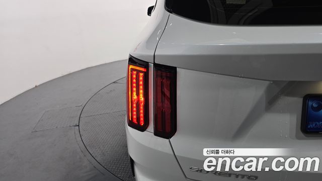 Kia Sorento (IV) HEV 1.6 2WD Noblesse 2023 — фото 23