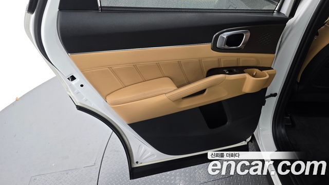 Kia Sorento (IV) HEV 1.6 2WD Noblesse 2023 — фото 25