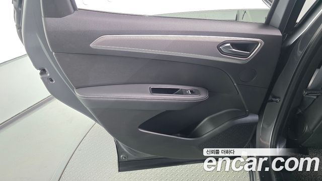 Renault Korea XM3 1.6 E-TECH Inspire e-shifter 2023 — фото 25
