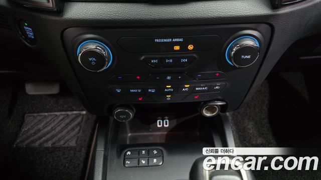 Ford Ranger (III) 2.0 Wildtrack 2022 — фото 21