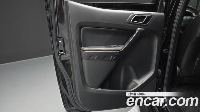 Ford Ranger (III) 2.0 Wildtrack 2022 — фото 31