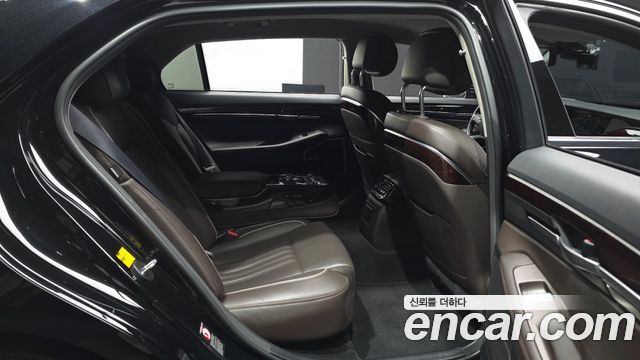 Genesis EQ900 3.8 GDI AWD Premium Luxury 2017 — фото 16