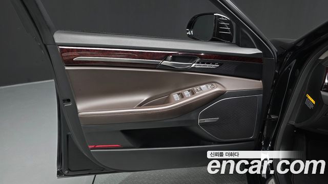 Genesis EQ900 3.8 GDI AWD Premium Luxury 2017 — фото 30