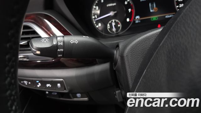Genesis EQ900 3.8 GDI AWD Premium Luxury 2017 — фото 40