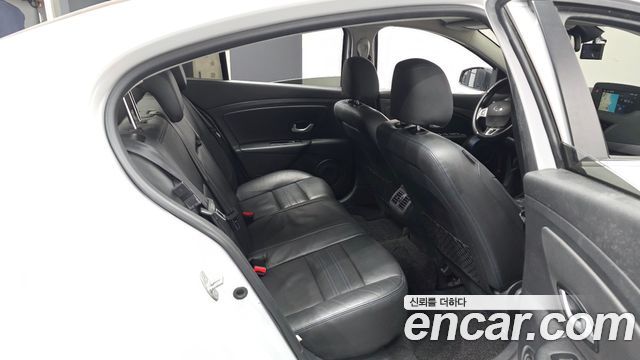 Renault Korea SM3 Z.E. RE 2020 — фото 11