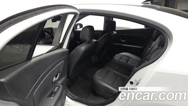 Renault Korea SM3 Z.E. RE 2020 — фото 12
