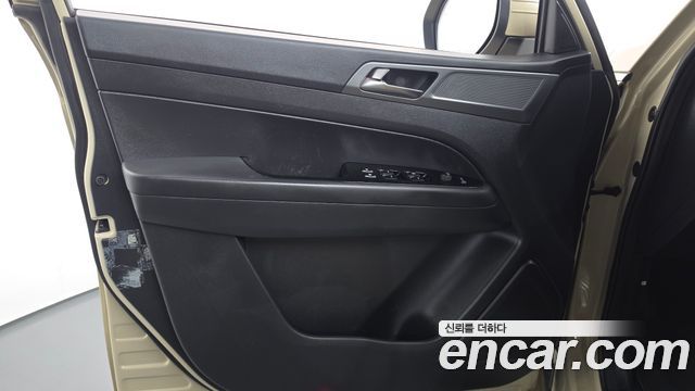 KG Mobility (SsangYong) Rexton Sports Khan Diesel 2.2 2WD Culman Prestige 2024 — фото 24