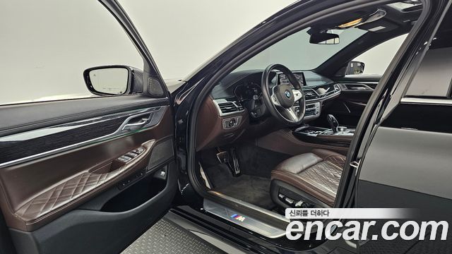 BMW 7 Series (G11) 740Li xDrive M Sport Package 2020 — фото 10