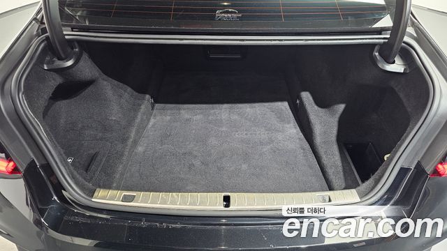 BMW 7 Series (G11) 740Li xDrive M Sport Package 2020 — фото 20