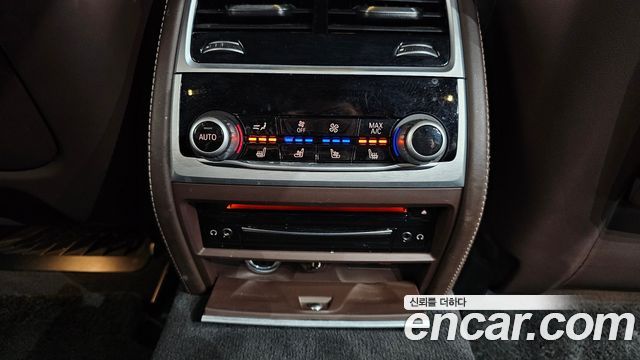 BMW 7 Series (G11) 740Li xDrive M Sport Package 2020 — фото 40