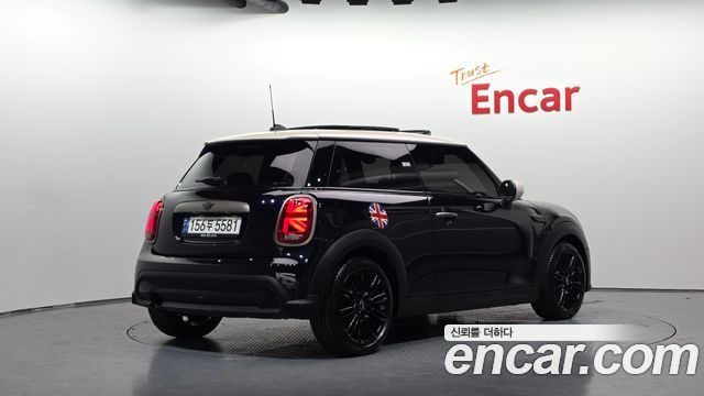 MINI Cooper 3Door Resolute Edition 3rd Gen 2023 — фото 2