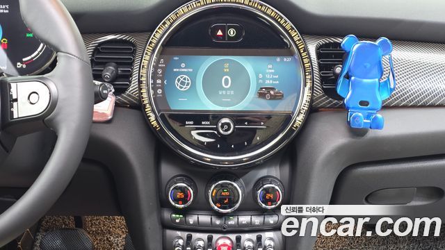MINI Cooper 3Door Resolute Edition 3rd Gen 2023 — фото 13