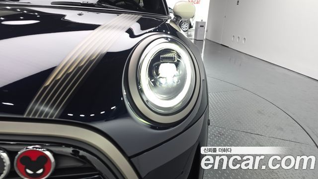MINI Cooper 3Door Resolute Edition 3rd Gen 2023 — фото 22