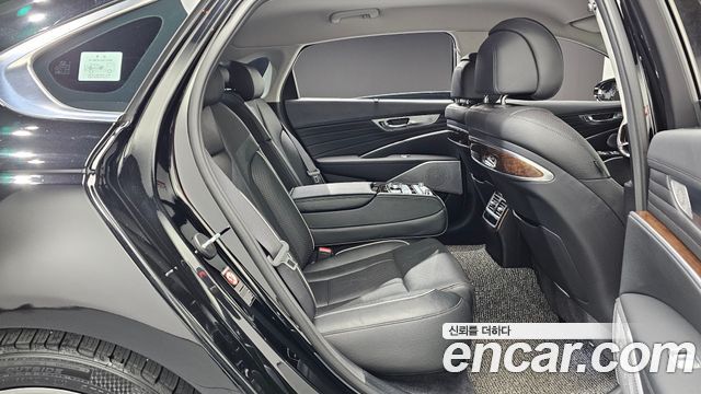 Kia K9 3.8 GDI AWD PlatinumⅡ 2019 — фото 31